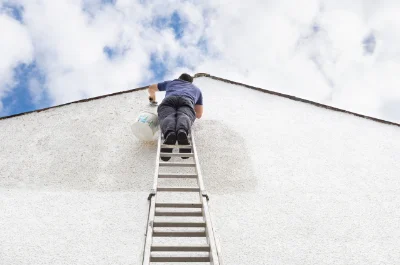 Peinture extérieure à Kirchberg — façades et ravalement